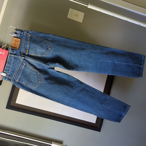 VTG straight leg Lee jeans. This is THE pair. I'm pissed I can't wear them. - Picture 3 of 6